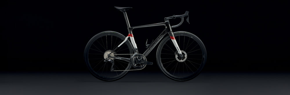 BOND EVO - CARBON-SILVER-RED METAL SHINY 23

