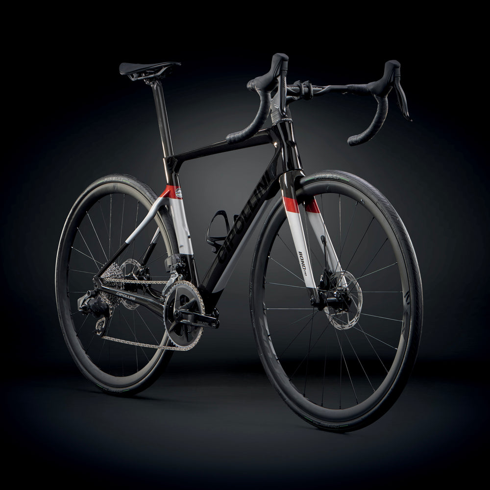 
                  
                    BOND EVO - CARBON-SILVER-RED METAL SHINY 23
                  
                