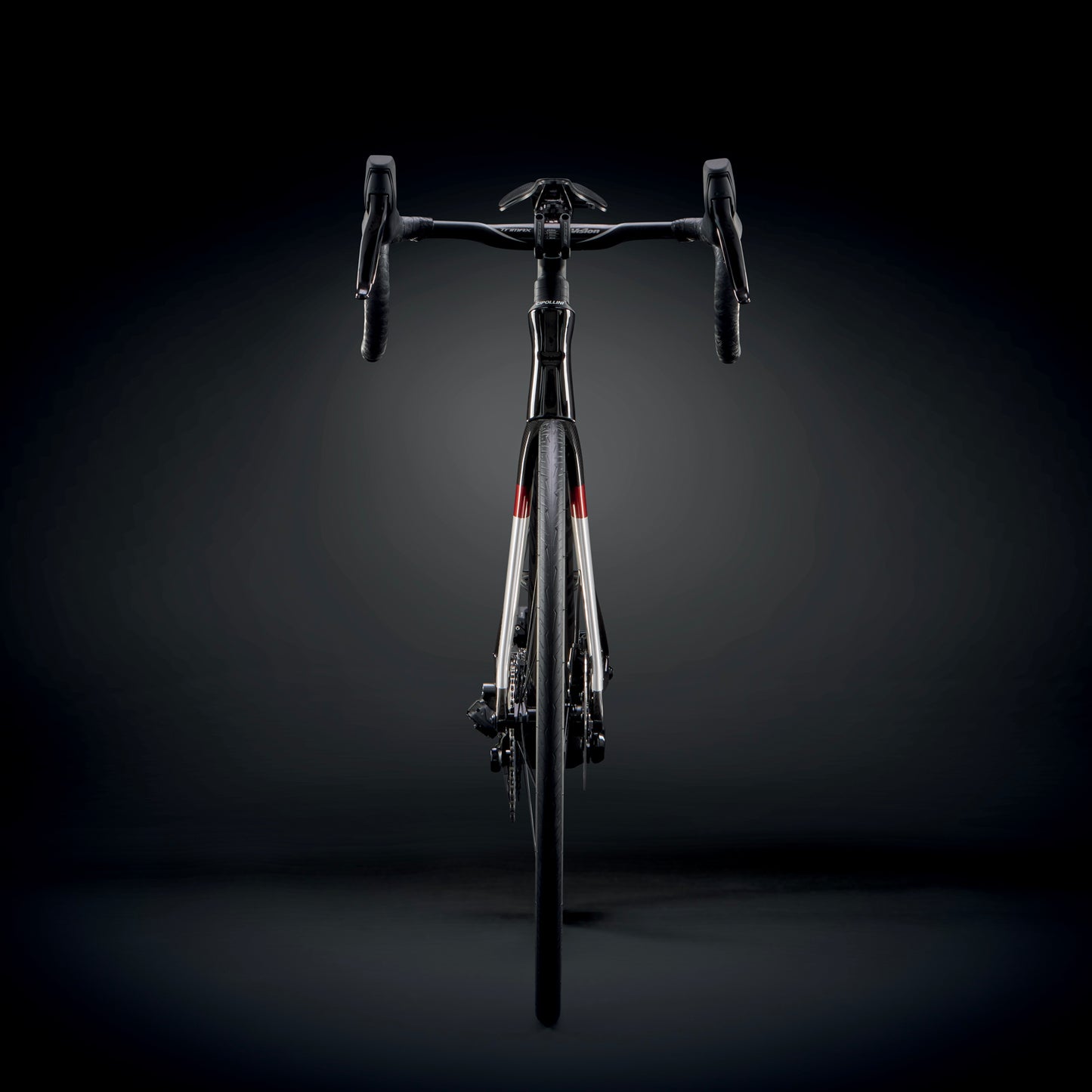 
                  
                    BOND EVO - CARBON-SILVER-RED METAL SHINY 23
                  
                