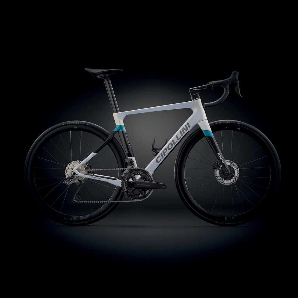 
                  
                    BOND EVO - WHITE PEARL-CARBON-OTTANIO SHINY 23
                  
                