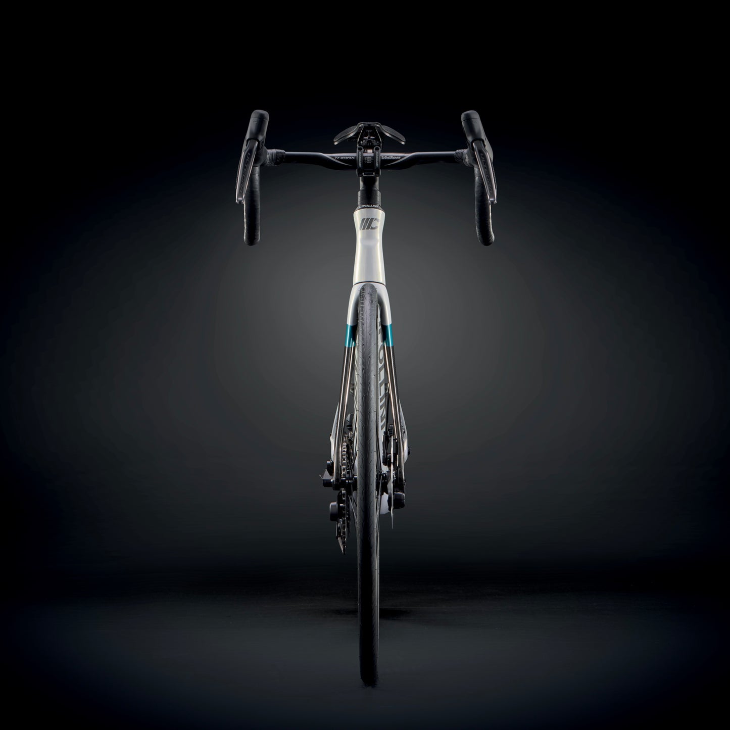 
                  
                    BOND EVO - WHITE PEARL-CARBON-OTTANIO SHINY 23
                  
                