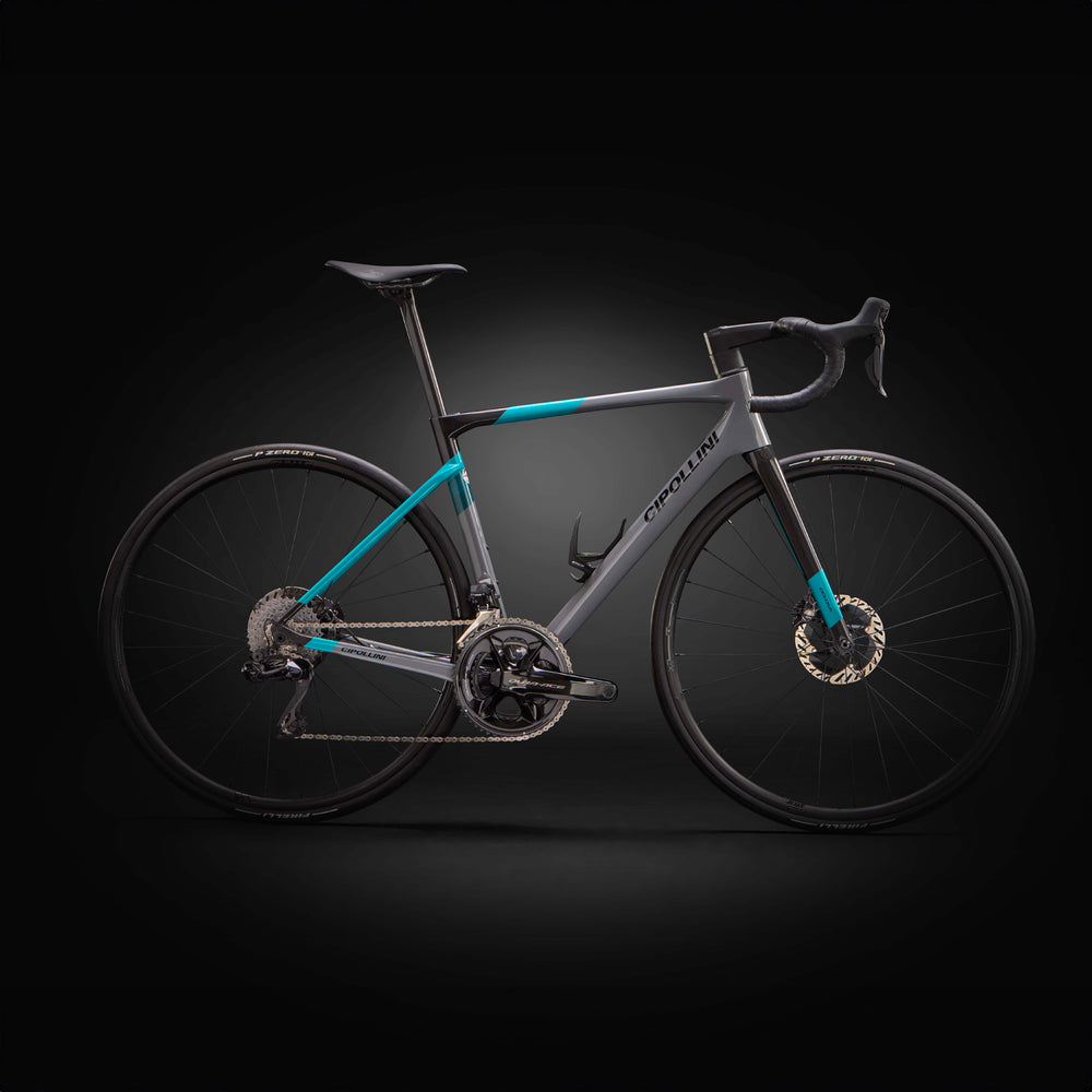 
                  
                    DOLOMIA - GREY NARDO'-DEEP OCEAN-BLACK SHINY 24
                  
                