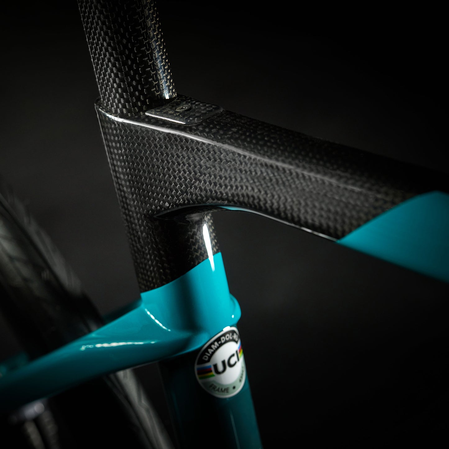 
                  
                    DOLOMIA - GREY NARDO'-DEEP OCEAN-BLACK SHINY 24
                  
                