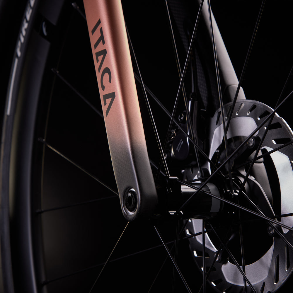 
                  
                    ITACA - DEEP EMERALD-CARBON-BLACK SHINY/MATT 25
                  
                
