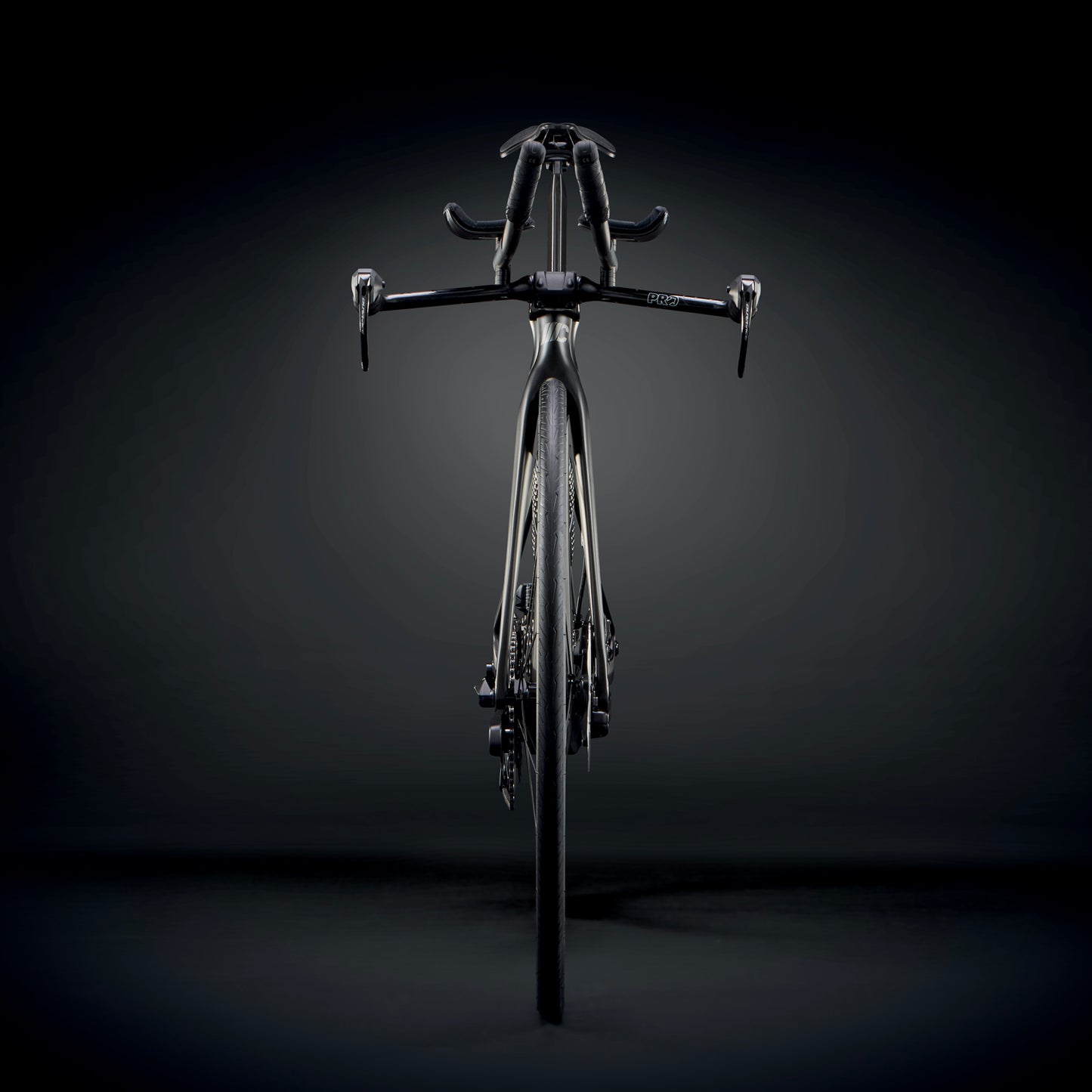 
                  
                    NKTT - CARBON MATT-GREY MATT-CHROME SHINY 21
                  
                