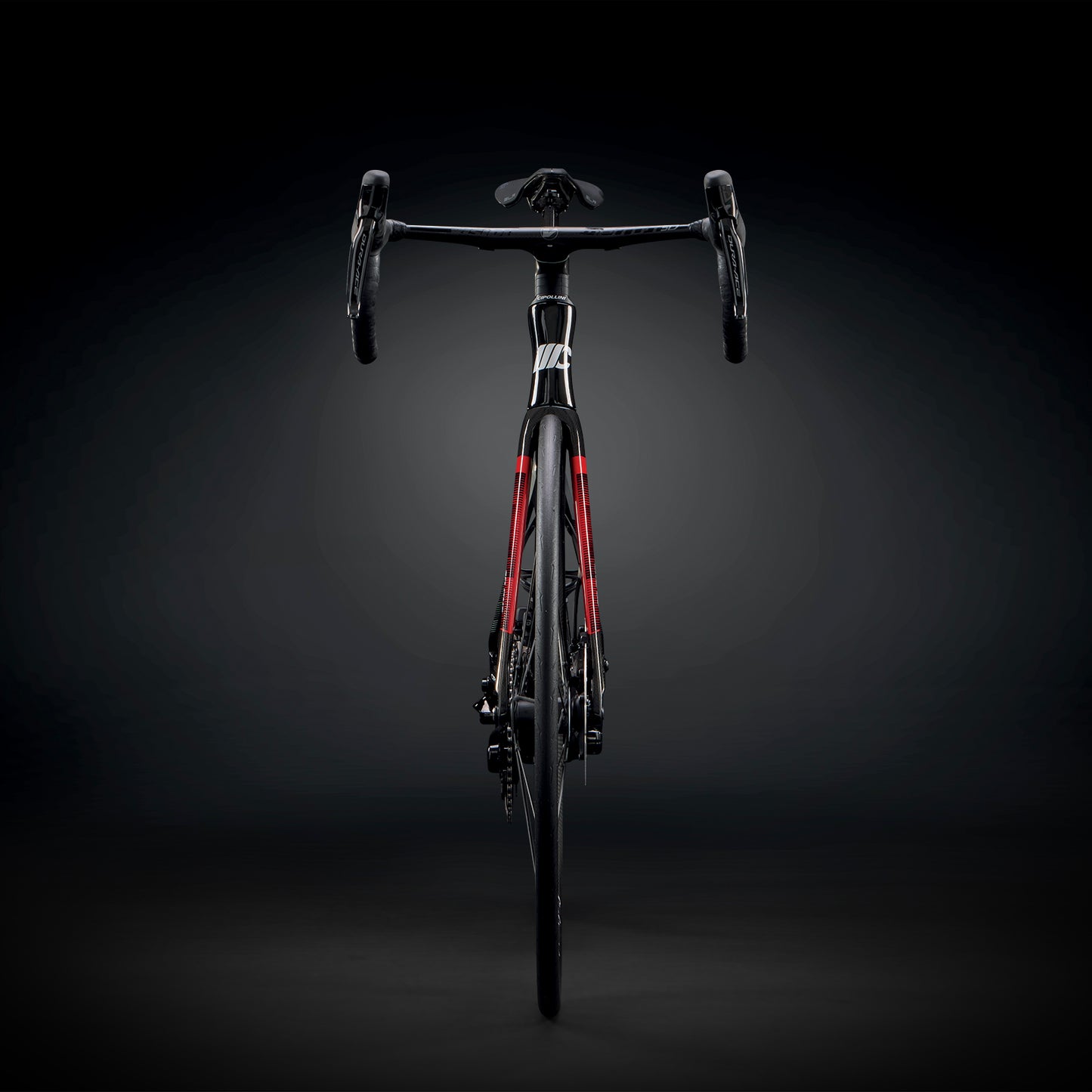 
                  
                    RB1K AD.ONE - CARBON-ANTHRACITE-RED SHINY 22
                  
                
