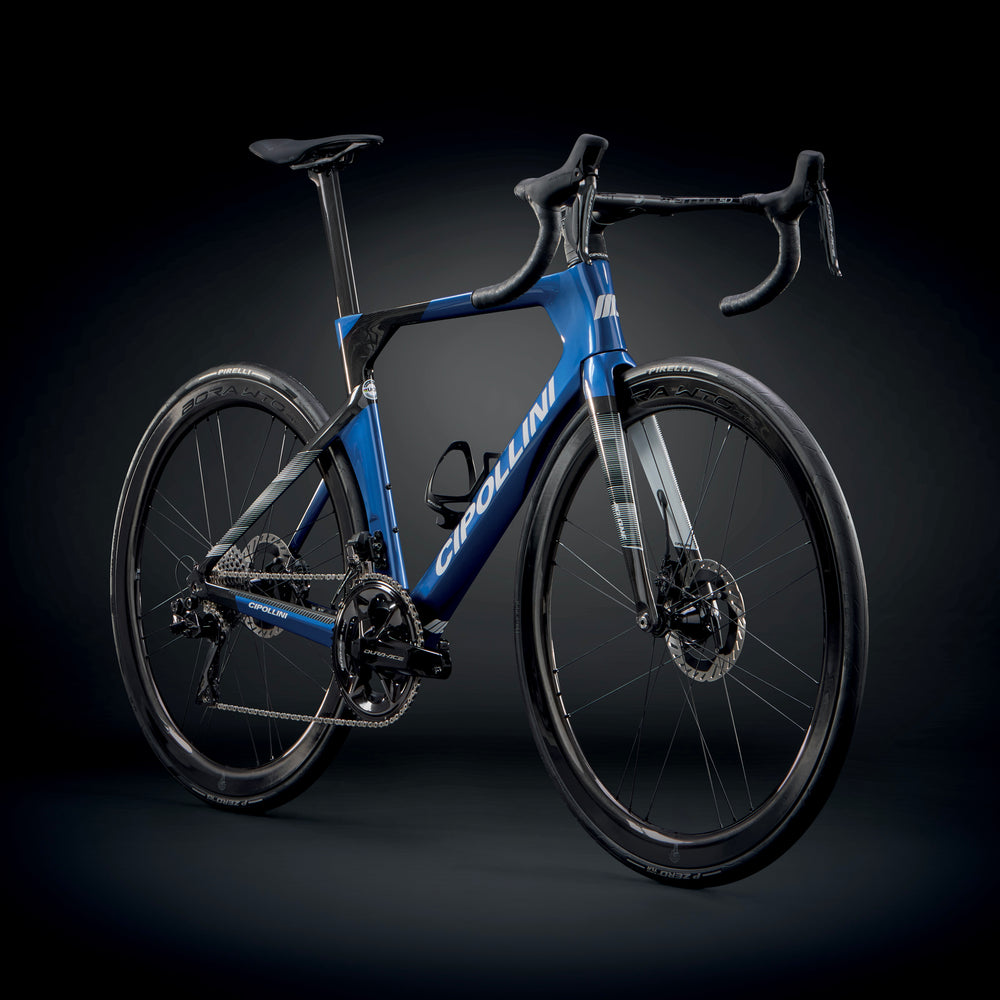 
                  
                    RB1K AD.ONE - COBALT BLUE - CARBON - WHITE SHINY 22
                  
                