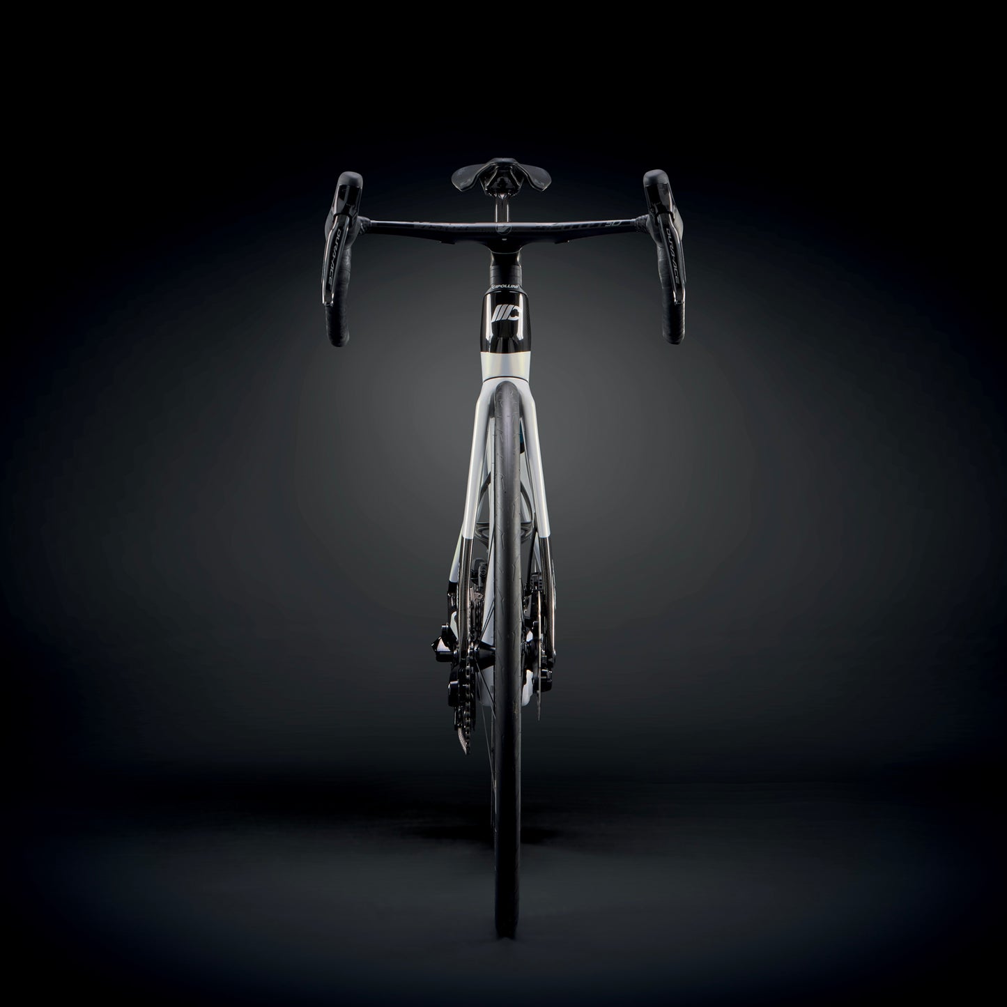 
                  
                    RB1K THE ONE - WHITE PEARL-CARBON-BLUE SHINY 23
                  
                
